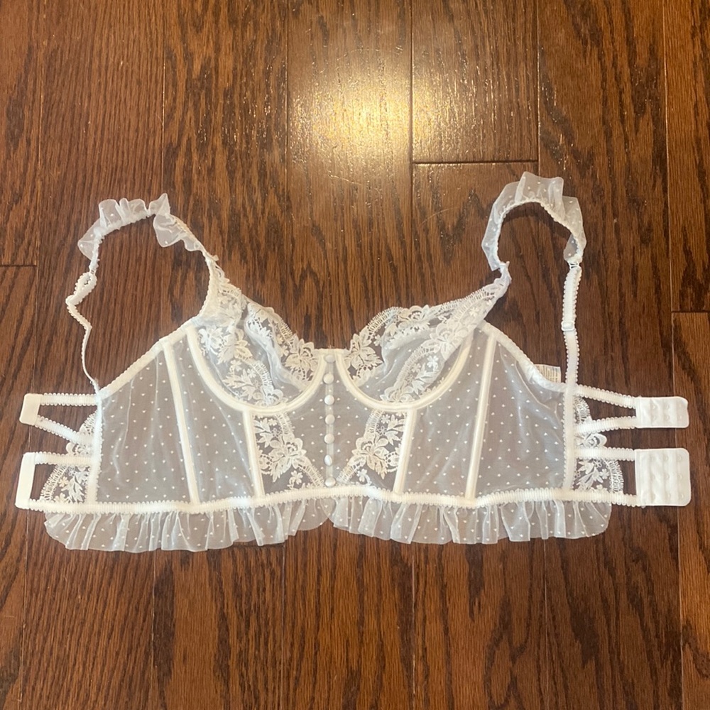 White lace top